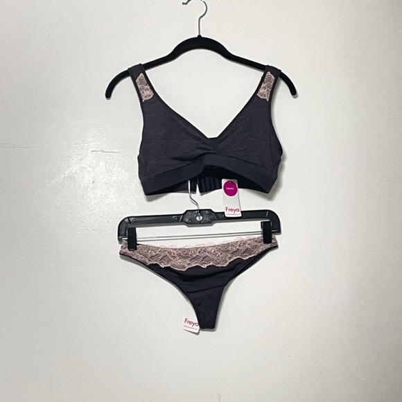 SET - Freya Nursing Bralette & Brazilian Thong Set - Picture 4 of 11